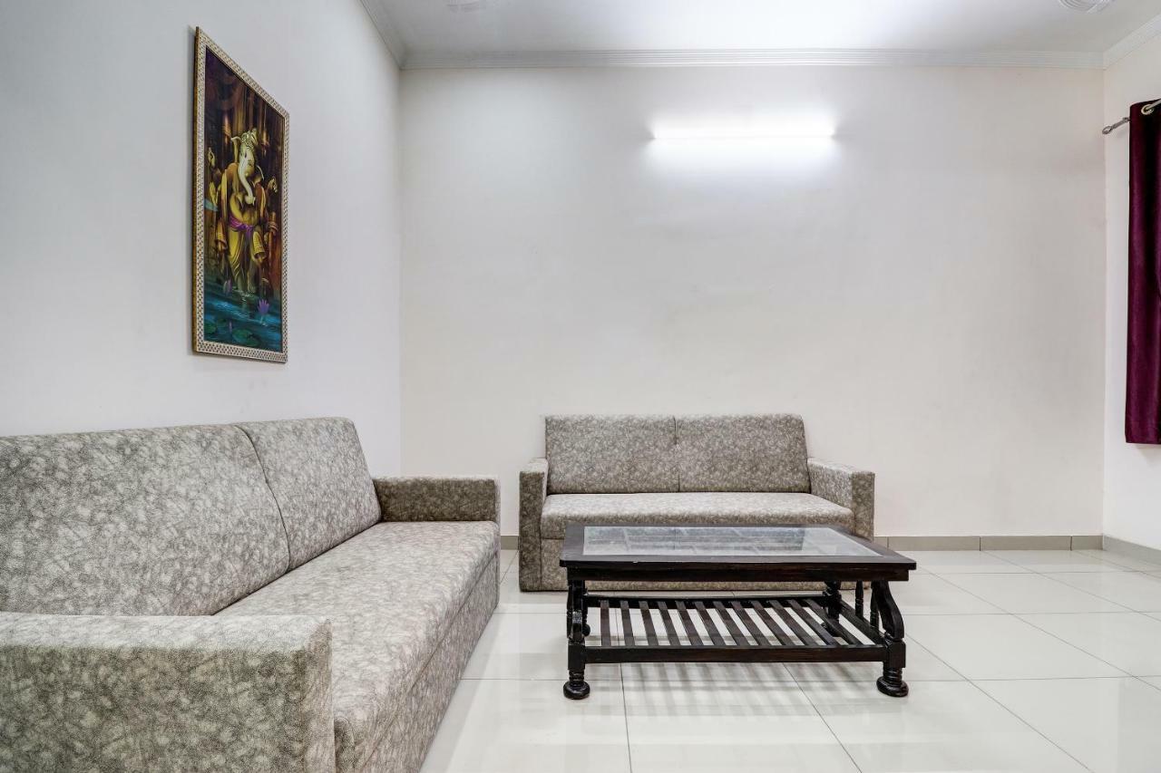Oyo 38208 Hotel Prakash Kunj Lakhnau Kültér fotó
