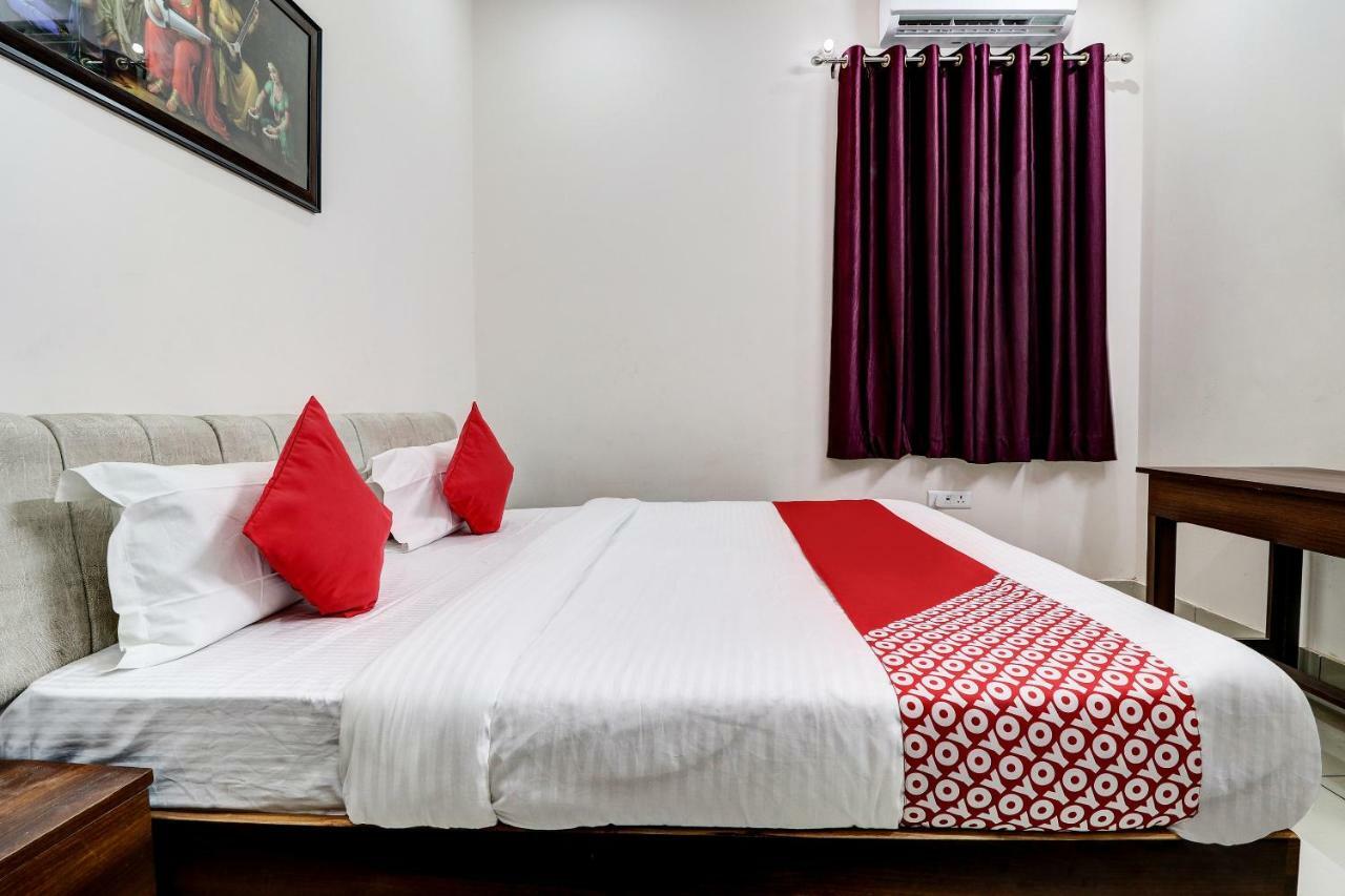 Oyo 38208 Hotel Prakash Kunj Lakhnau Kültér fotó