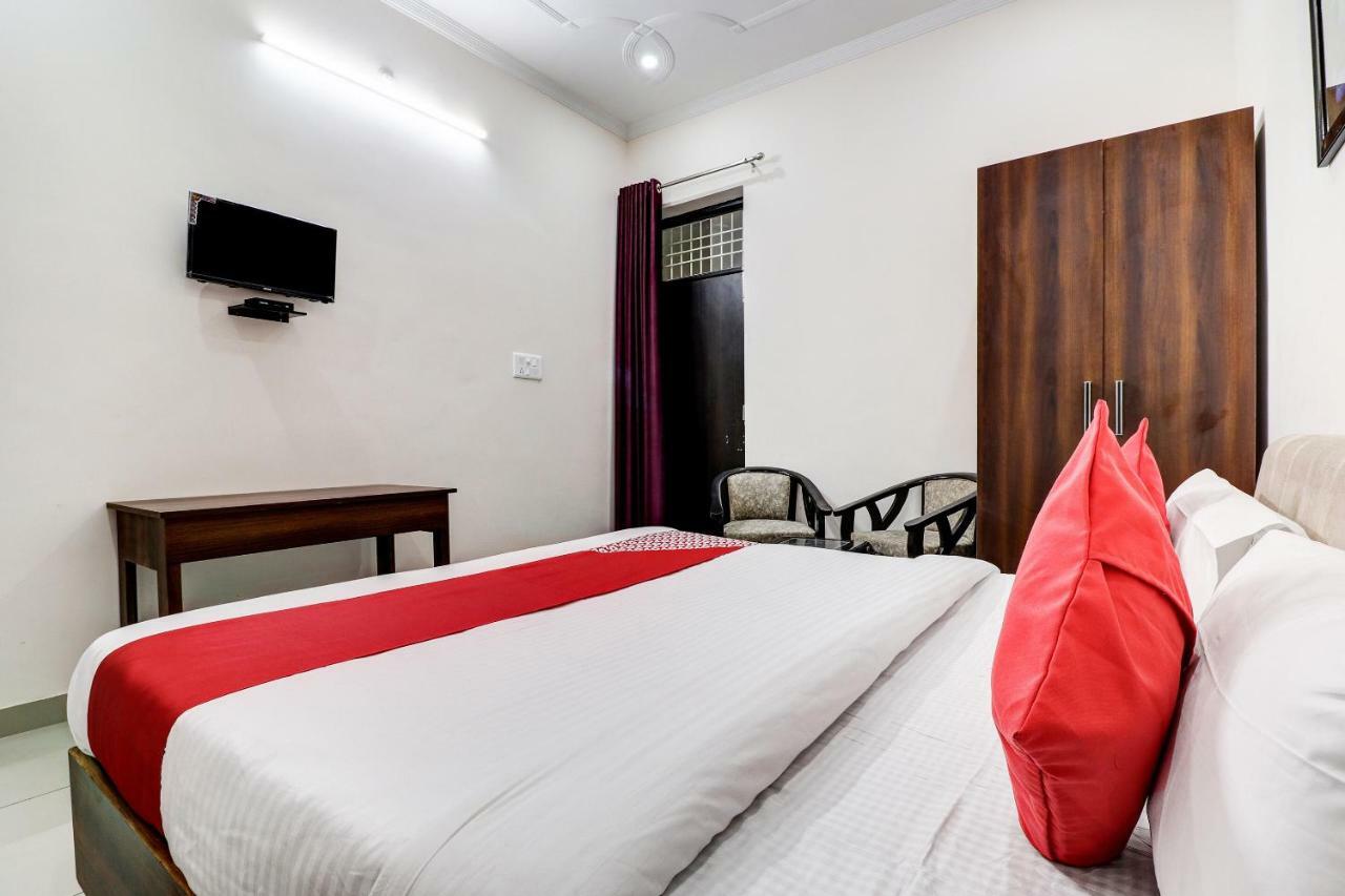 Oyo 38208 Hotel Prakash Kunj Lakhnau Kültér fotó