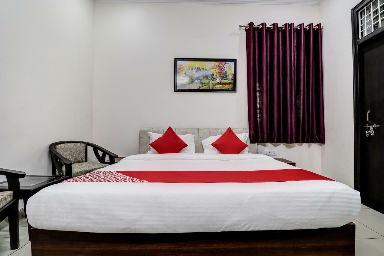 Oyo 38208 Hotel Prakash Kunj Lakhnau Kültér fotó