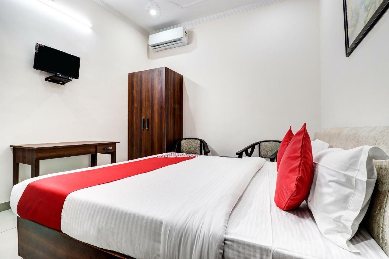 Oyo 38208 Hotel Prakash Kunj Lakhnau Kültér fotó