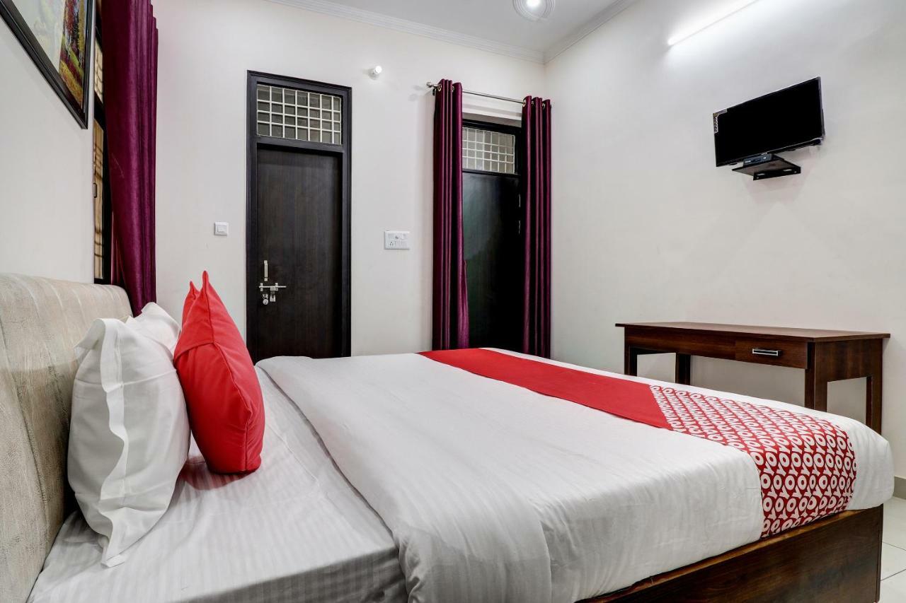 Oyo 38208 Hotel Prakash Kunj Lakhnau Kültér fotó