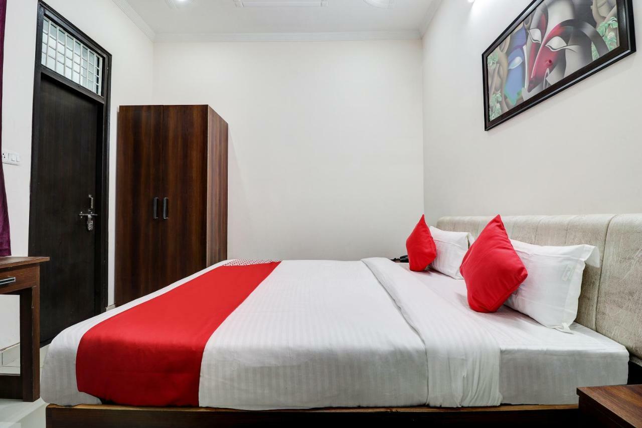 Oyo 38208 Hotel Prakash Kunj Lakhnau Kültér fotó