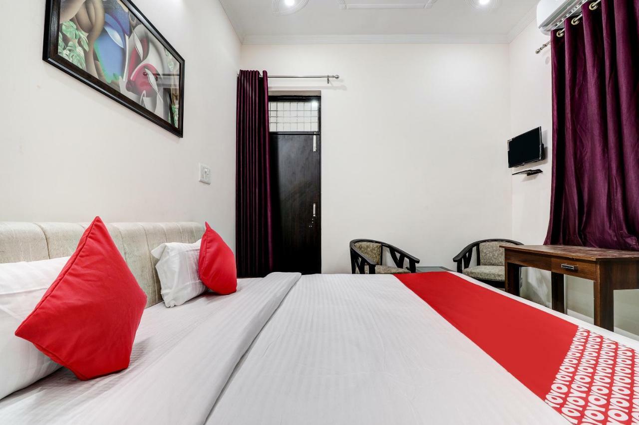 Oyo 38208 Hotel Prakash Kunj Lakhnau Kültér fotó